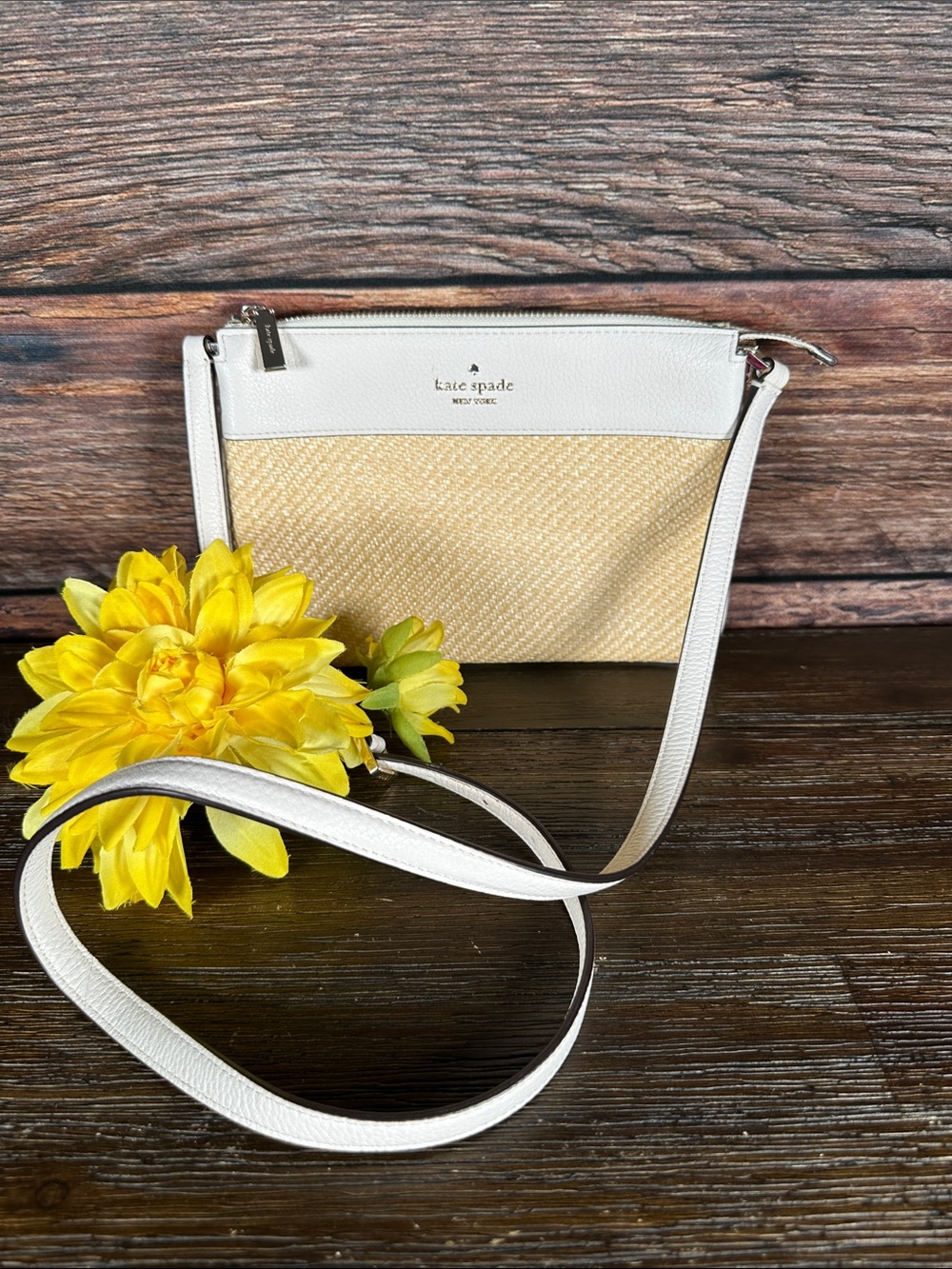 Kate Spade Leila Straw Triple Gusset Crossbody!